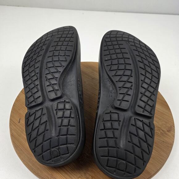 Oofos Ooahh Slide Sandals Mens Size 11 Black Recovery Slip On Womens 13 EU 44 - Picture 13 of 14